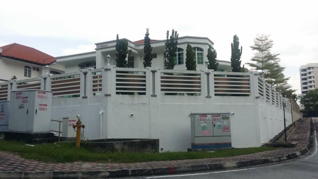 Vila 6, Persiaran Tanjung Bunga 3 Batu Feringgi Exteriér fotografie