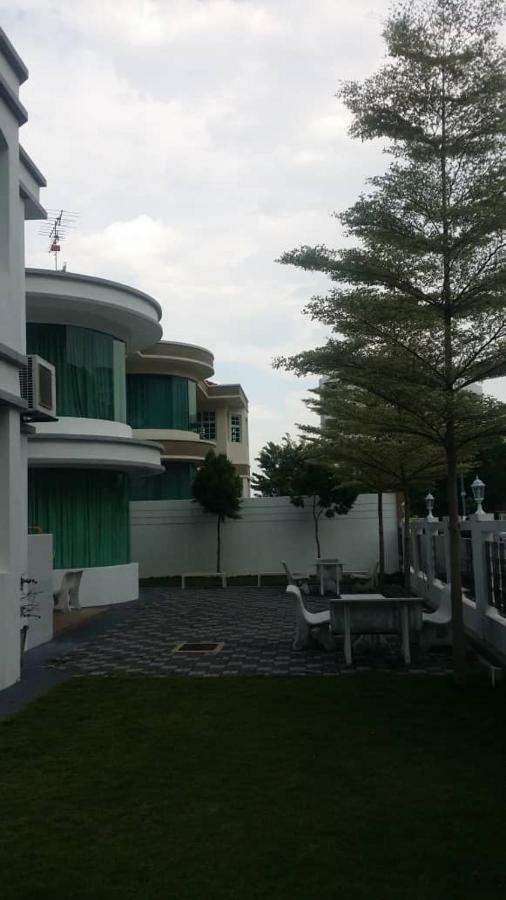 Vila 6, Persiaran Tanjung Bunga 3 Batu Feringgi Exteriér fotografie